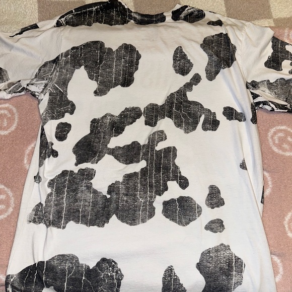 Graphic Tee - Picture 3 of 3